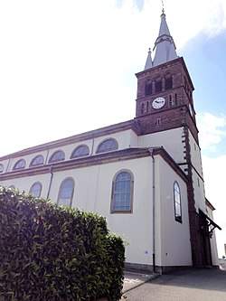 Église Saints Pierre Et Paul
