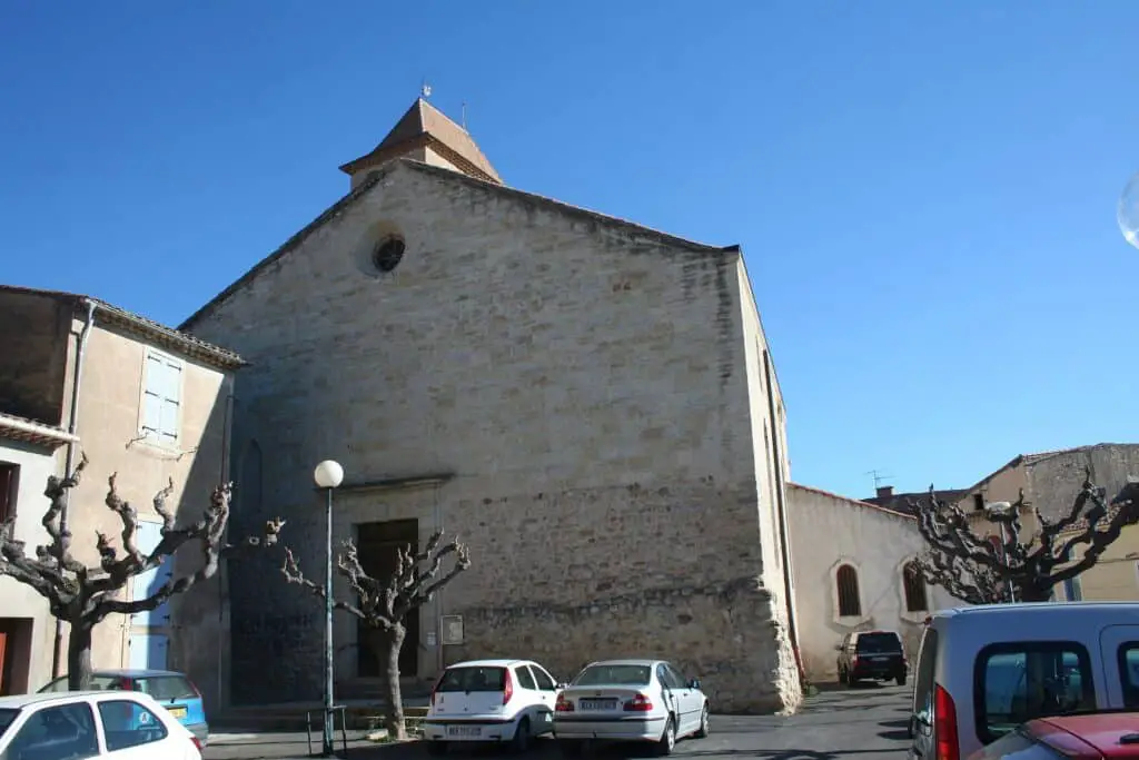 Église Saints Pierre Et Paul