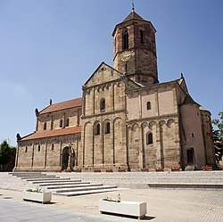 Église Saints Pierre Et Paul
