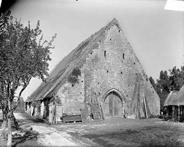 Église Saints Simon Et Jude