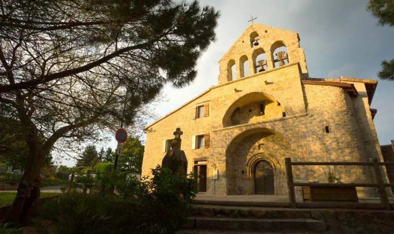 Eglise St Pierre Aux Liens (Eglise de Fabras)