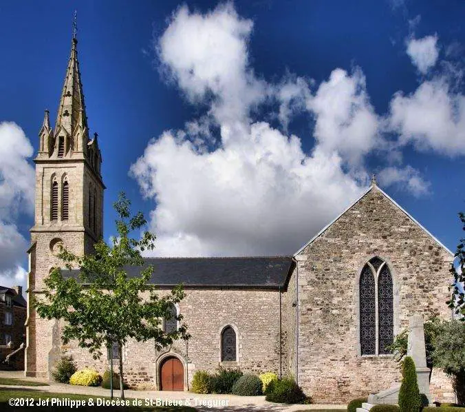 Église St Pierre Et St Jean Baptiste