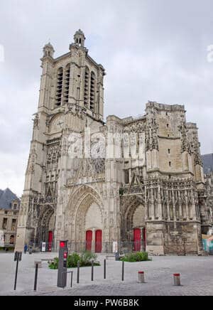 Église St Pierre Et St Paul