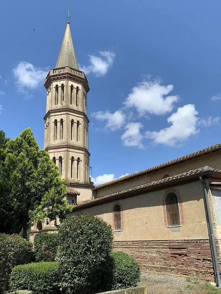 Eglise St Pierre (Ségoufielle)