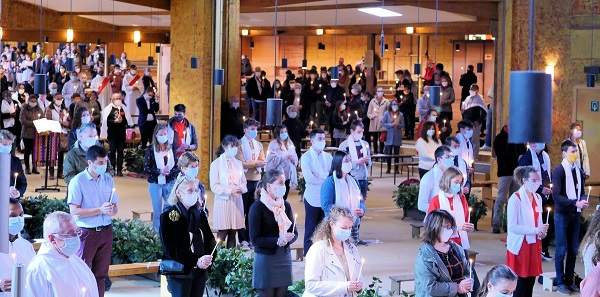 Église Taizé (Notre-dame Du Réconfort)