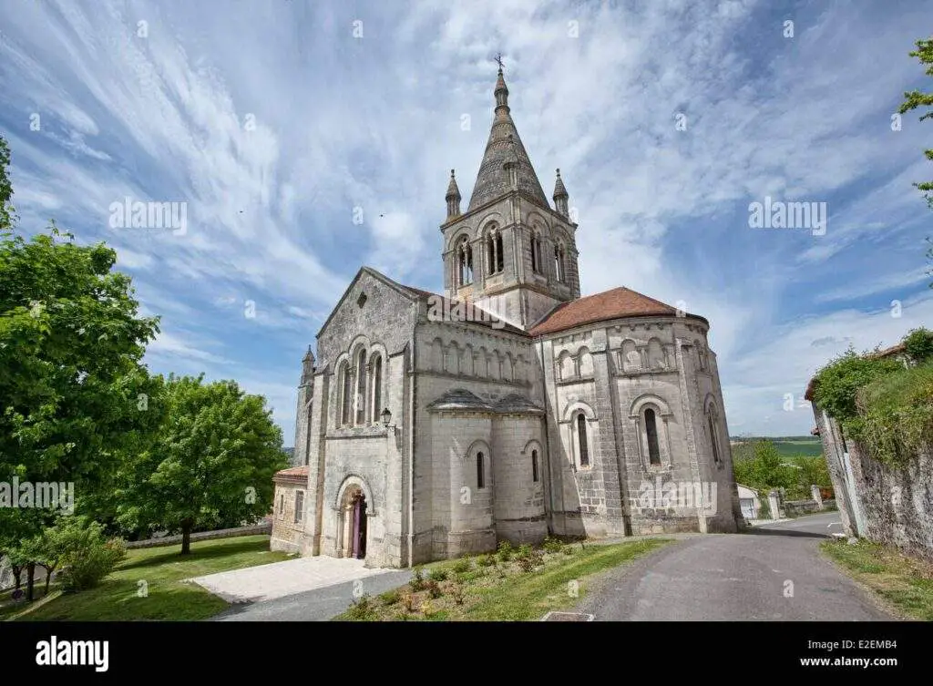 Église Villebois-lavalette: Chapelle