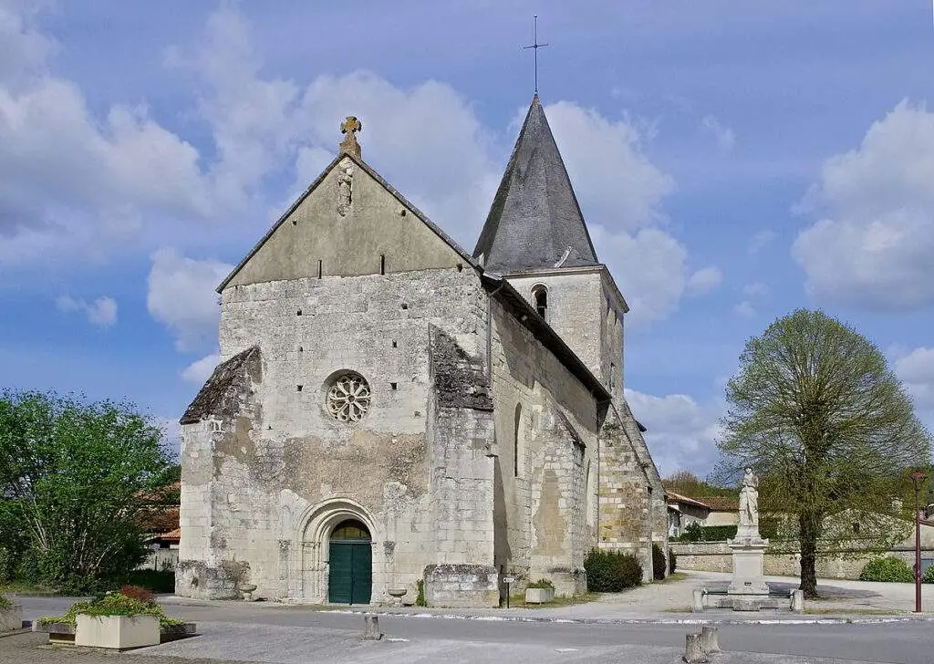 Église Yviers : Notre-dame