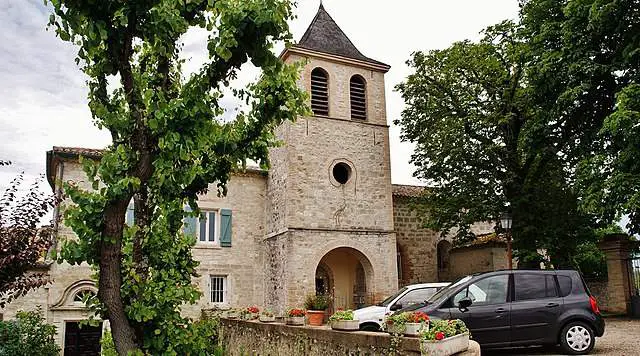 Montbarla-eglise
