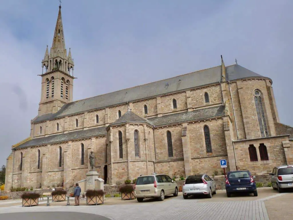 Saint Pierre Et Saint Paul (Église de Planguenoual)